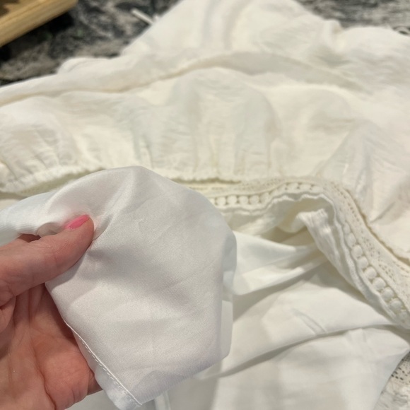 SUGARLIPS white tied spaghetti straps summer dress with ruffle and lace - Picture 13 of 15